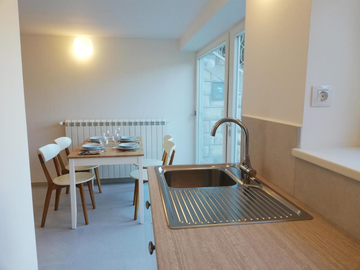 Vila Flori Koper Buitenkant foto