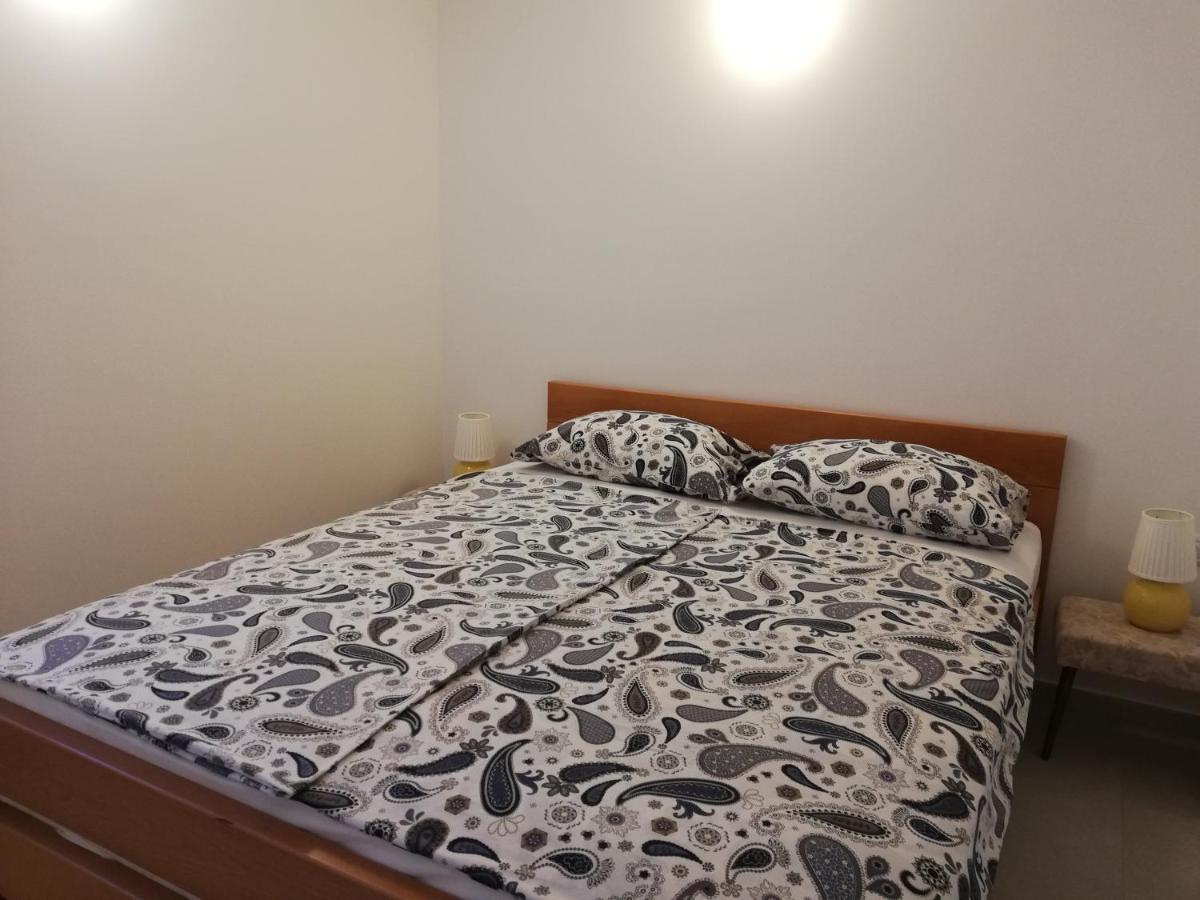 Vila Flori Koper Buitenkant foto
